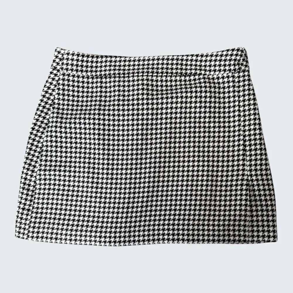 Steve Madden Houndstooth Mini Skirt Size 2 Black White Academic Preppy Career